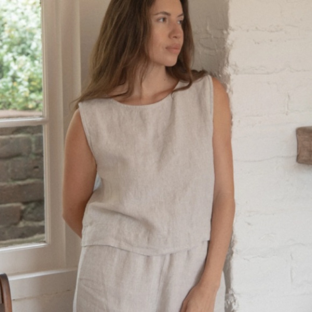 Gillian Stevens Finley top in Oatmeal